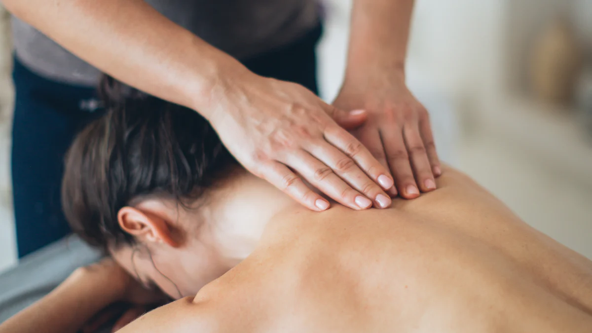 Sports Masseur vs. Masseuse: Understanding the Key Differences